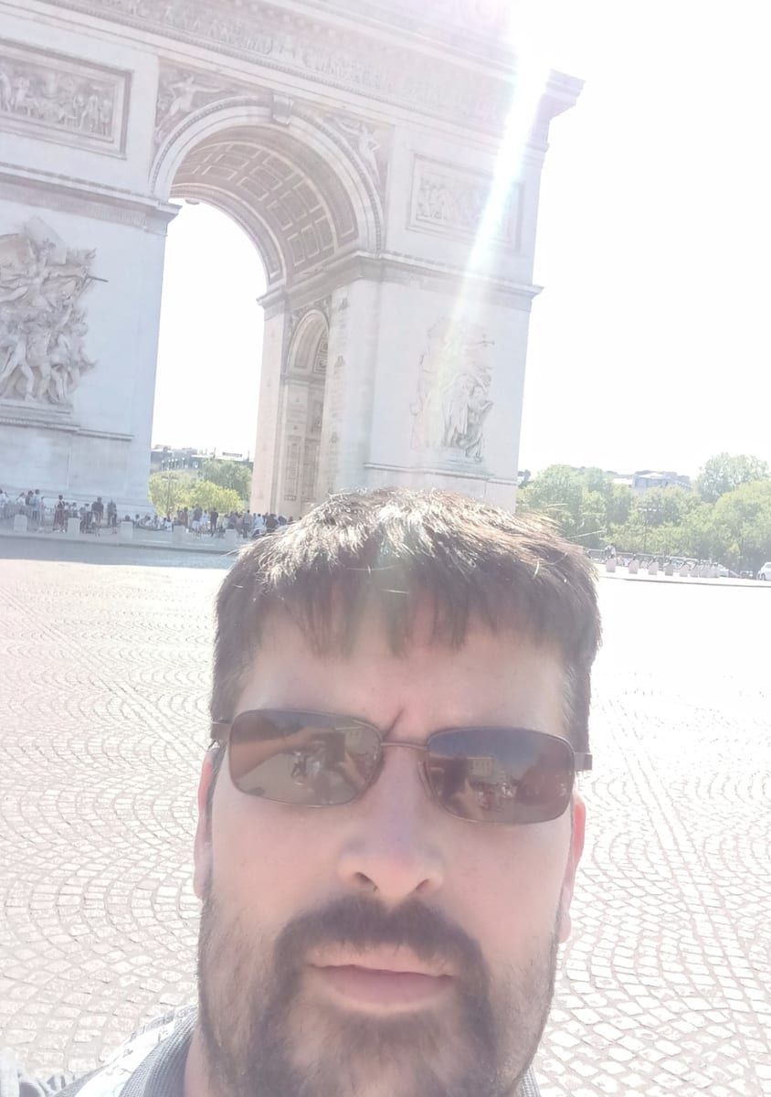 Profil de Irfan, 35 ans, Cruising gay à Saint-Adelphe (Québec)