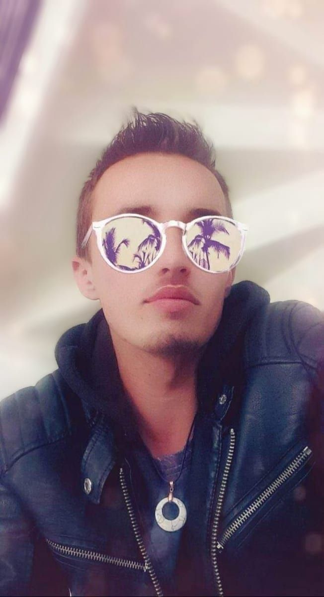 Profil de Calix, 35 ans, Cruising gay à Farnham (Québec)