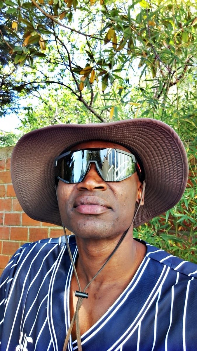 Profil de Hilan, 35 ans, Cruising gay à Labrecque (Québec)