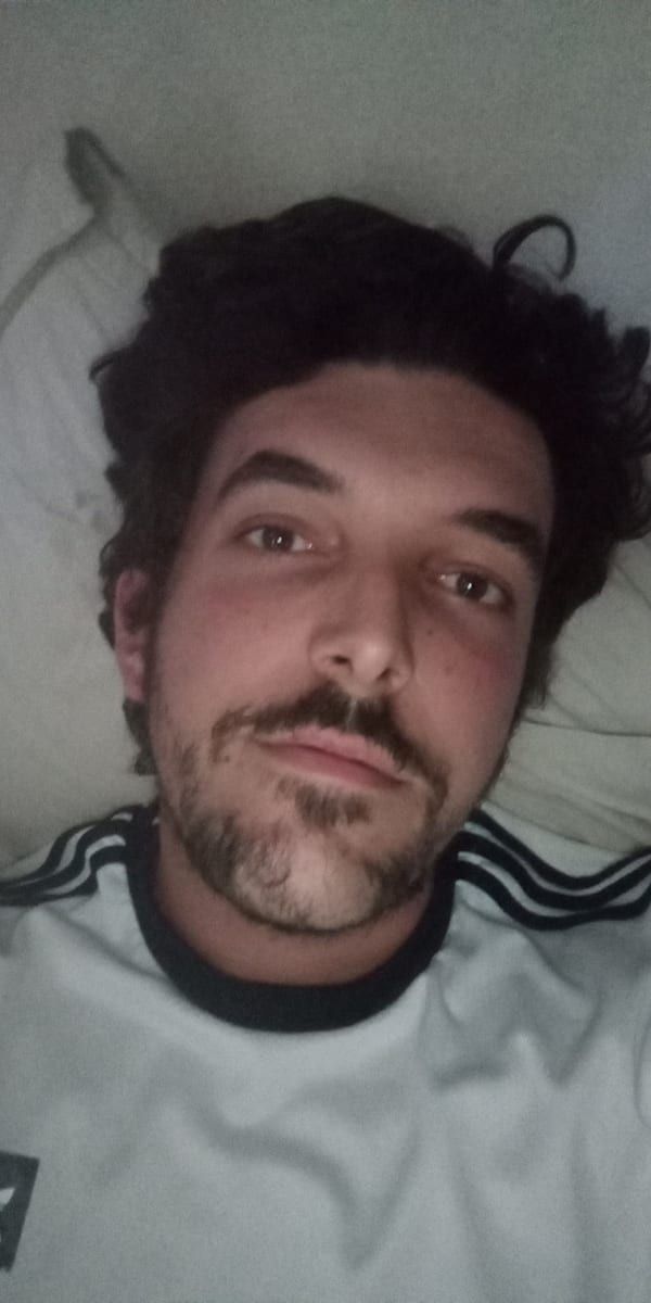 Profil de Amany, 32 ans, Cruising gay à Valcourt (Québec)
