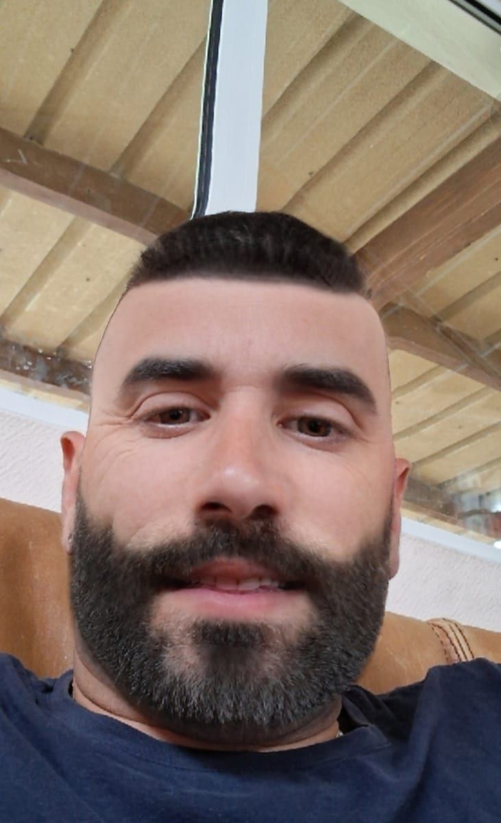 Profil de Fazil, 35 ans, Cruising gay à Cap-Chat (Québec)