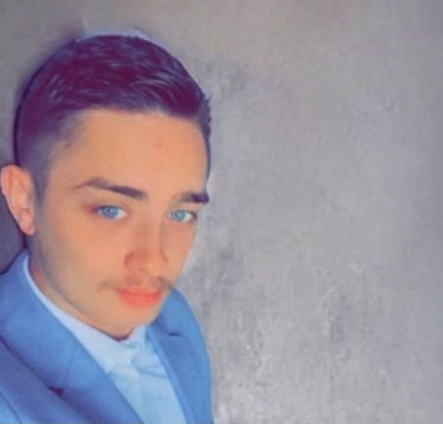 Profil de Elien, 28 ans, Cruising gay à Escuminac (Québec)