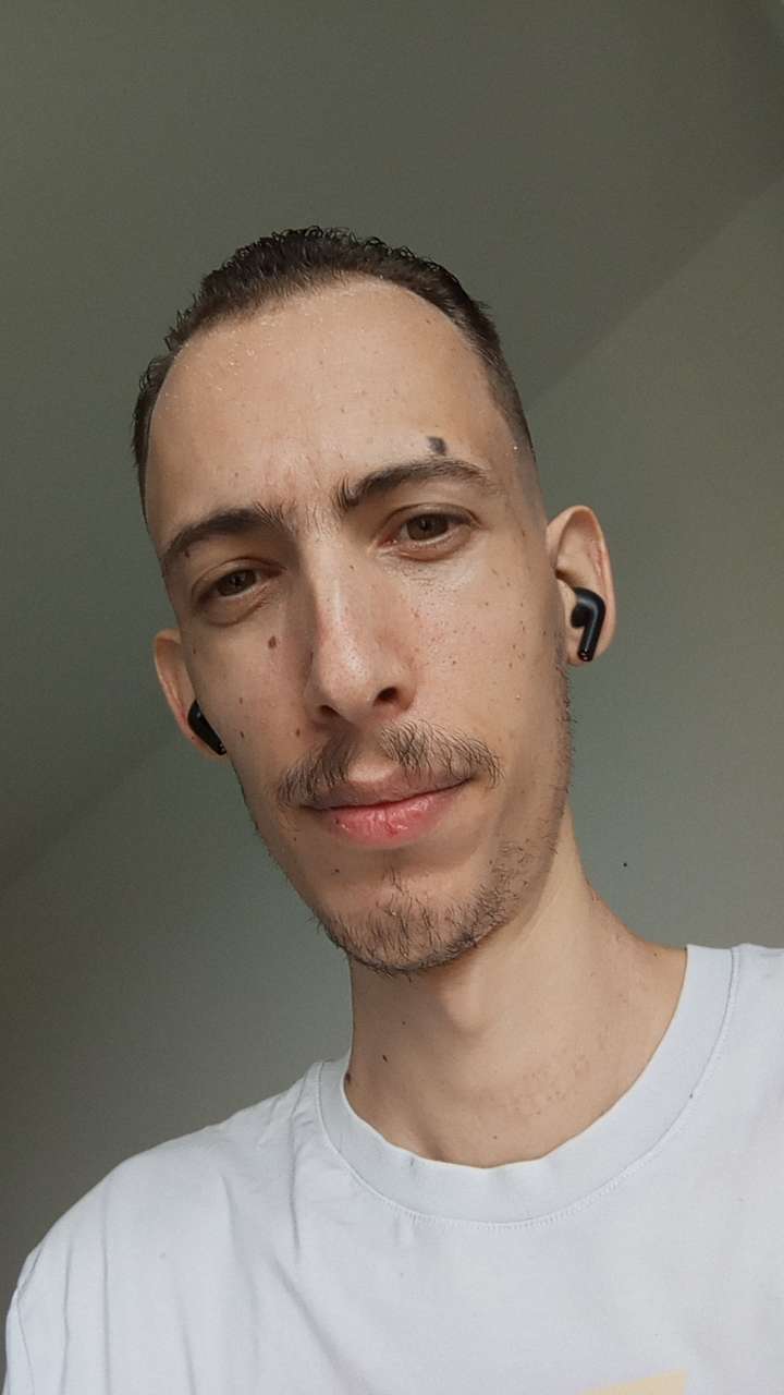 Profil de Bora, 36 ans, Cruising gay à Authier (Québec)