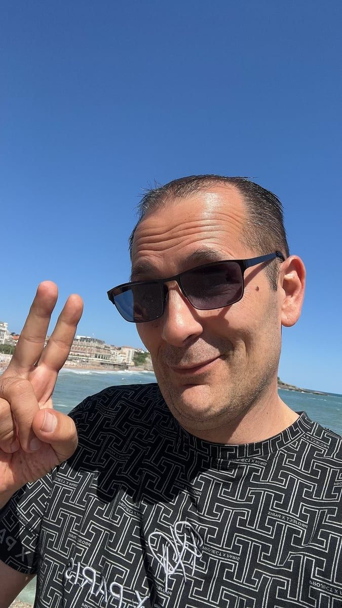 Profil de Franciszek, 41 ans, Cruising gay à Berry (Québec)