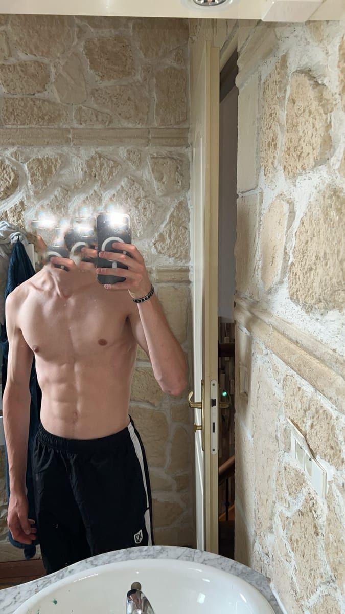 Profil de Toinon, 26 ans, Cruising gay à Saint-Mathieu (Québec)