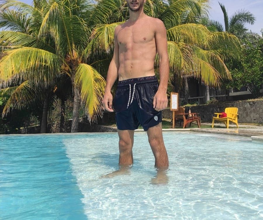 Profil de Giles, 35 ans, Cruising gay à Roquemaure (Québec)