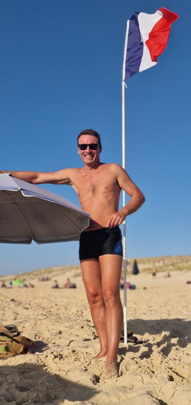Profil de Juba, 28 ans, Cruising gay à Courcelles (Québec)