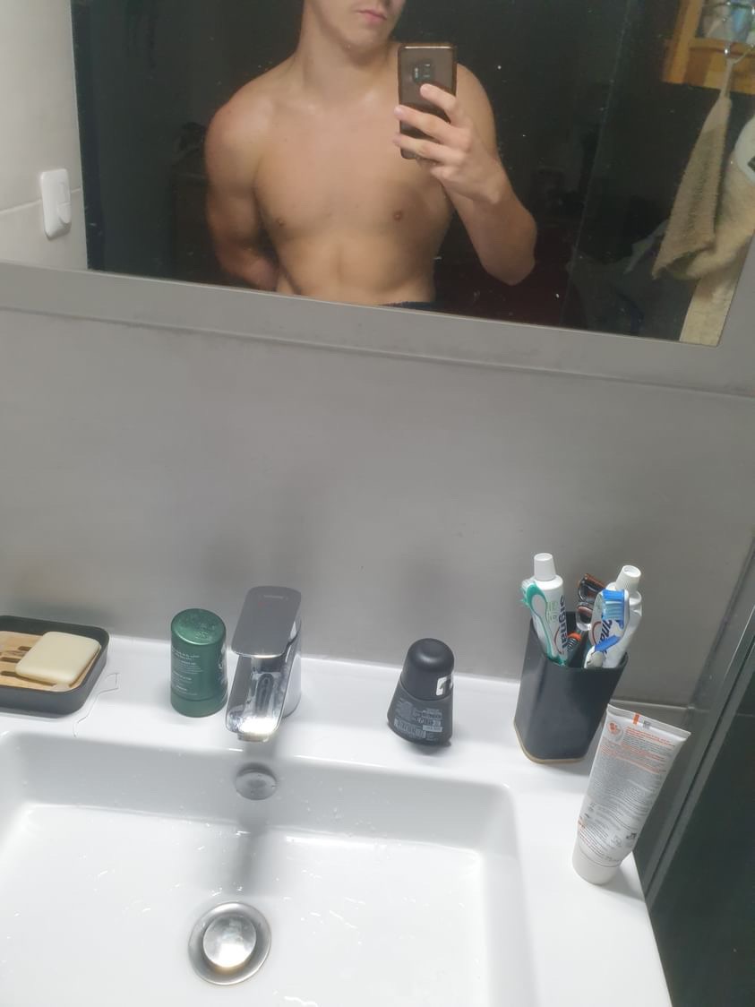 Profil de Fayz, 25 ans, Cruising gay à Cayamant (Québec)