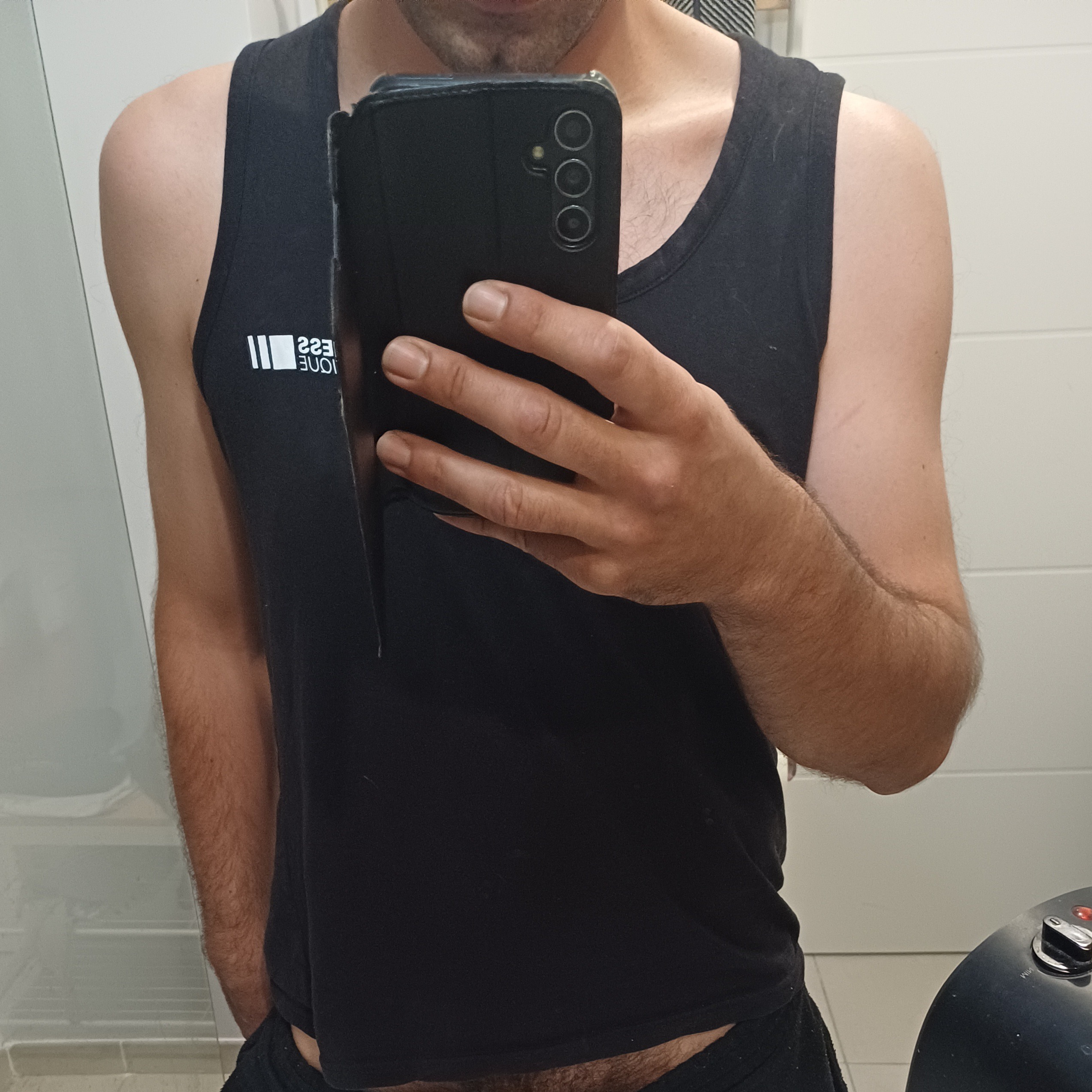 Profil de Vassili, 44 ans, Cruising gay à Bégin (Québec)