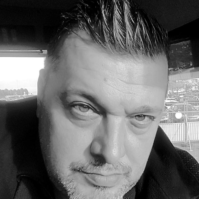 Profil de Amara, 29 ans, Cruising gay à Elgin (Québec)