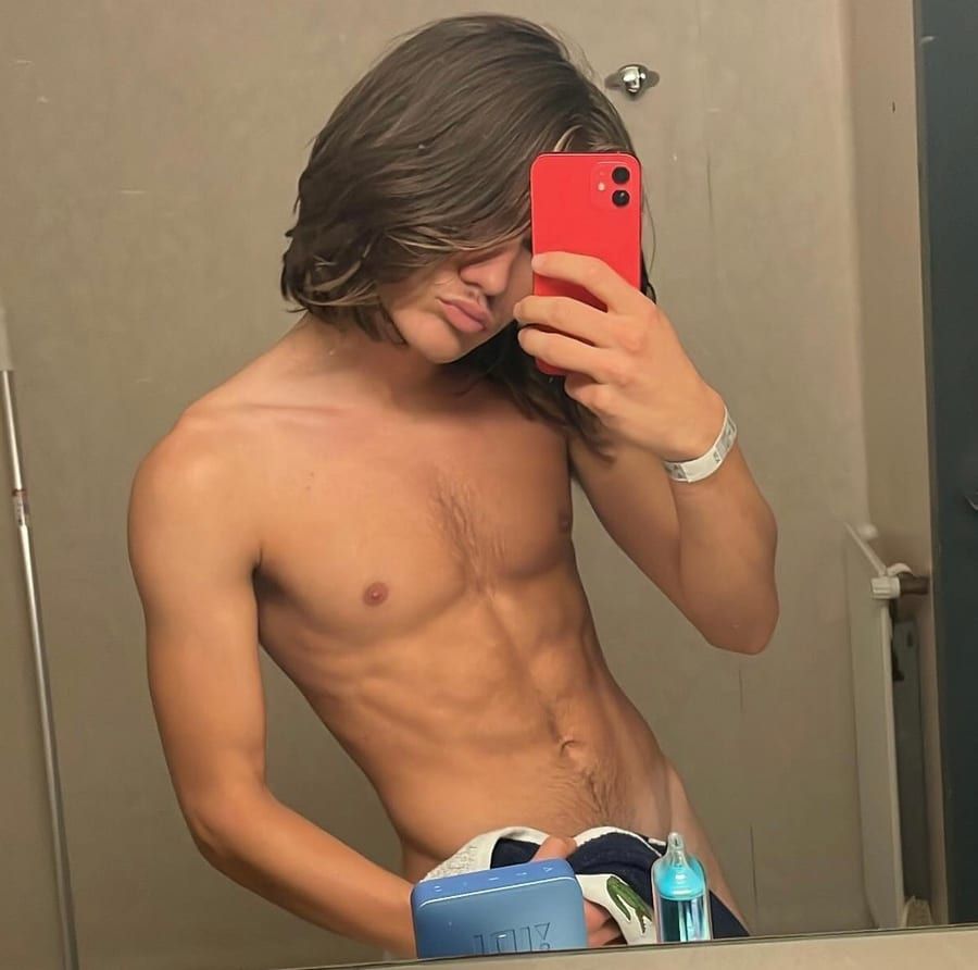 Profil de Waldemar, 28 ans, Cruising gay à Laforce (Québec)