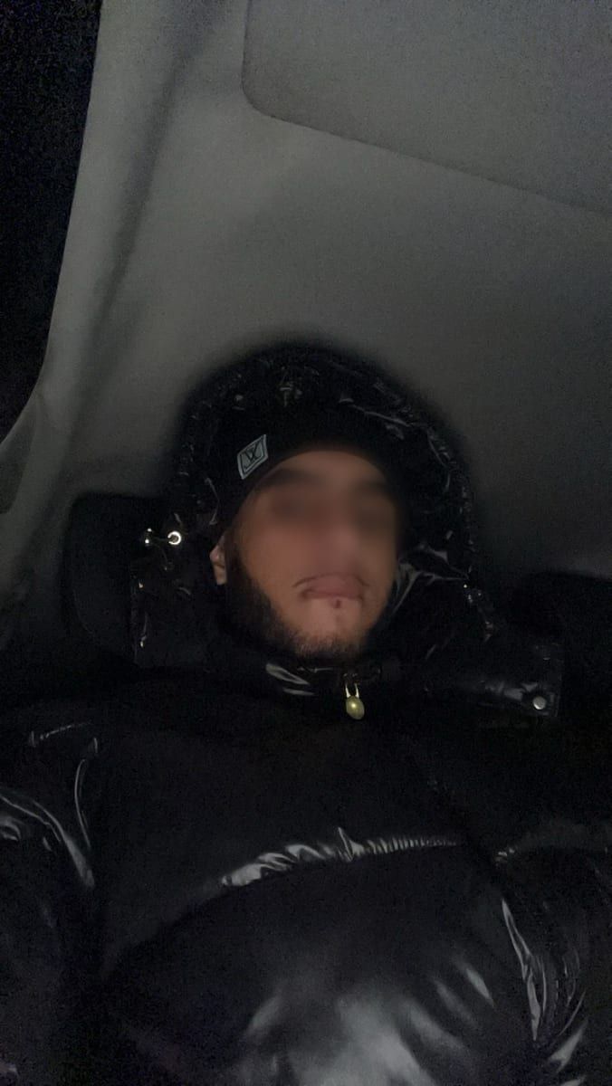 Profil de Hamzah, 24 ans, Cruising gay à Rivière-Pentecôte (Québec)