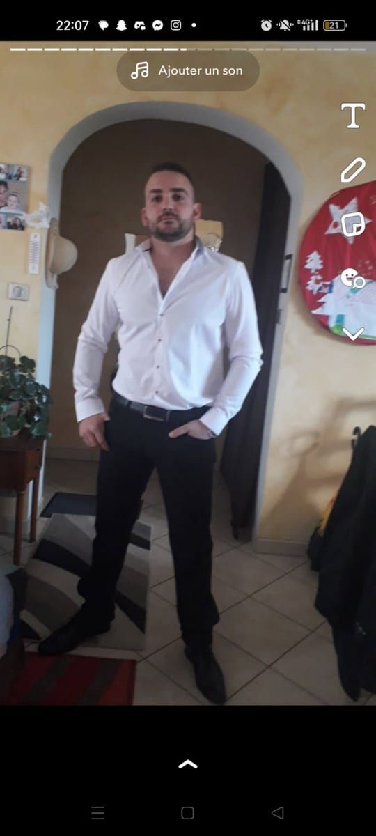 Profil de Aswin, 45 ans, Cruising gay à Saint-Valère (Québec)