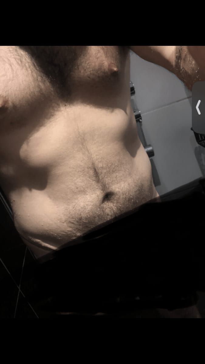 Profil de Cyan, 42 ans, Cruising gay à Low (Québec)