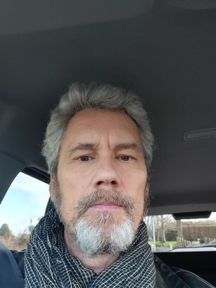 Profil de Eliesse, 39 ans, Cruising gay à Sainte-Thècle (Québec)