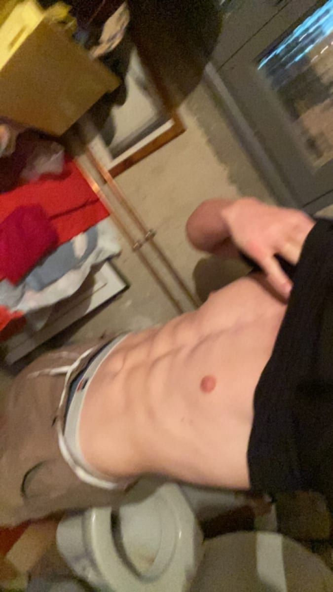 Profil de Chiheb, 23 ans, Cruising gay à La Conception (Québec)