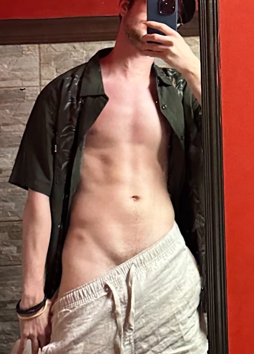 Profil de Guyllaume, 36 ans, Cruising gay à Saint-Placide (Québec)