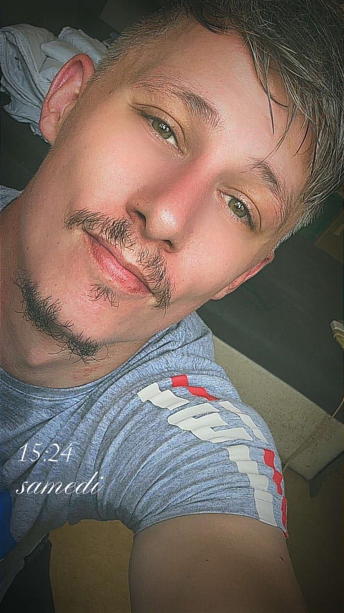 Profil de Baptyste, 34 ans, Cruising gay à Low (Québec)