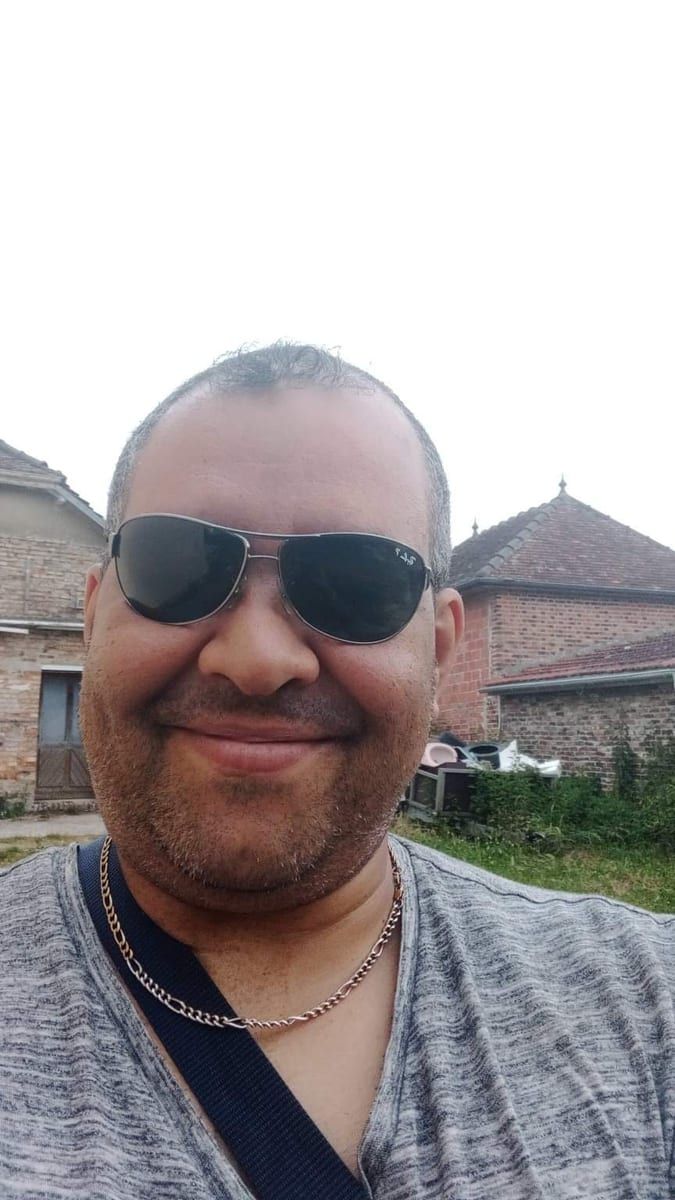 Profil de Essaid, 34 ans, Cruising gay à Beauport (Québec)