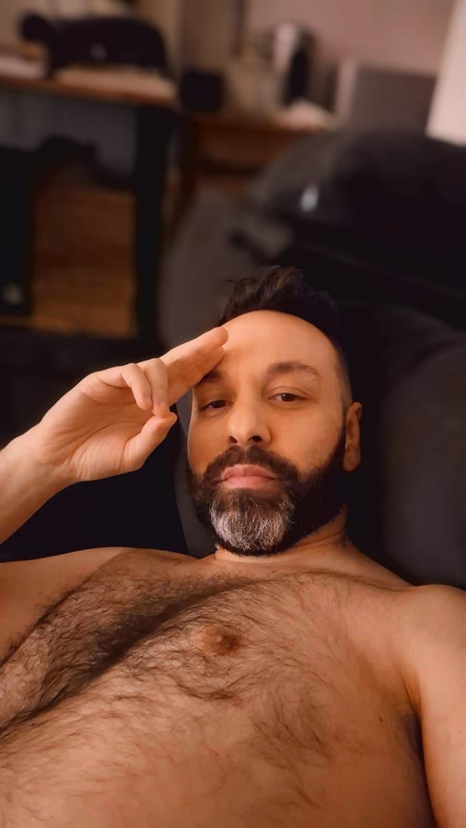 Profil de Alin, 36 ans, Cruising gay à Sutton (Québec)