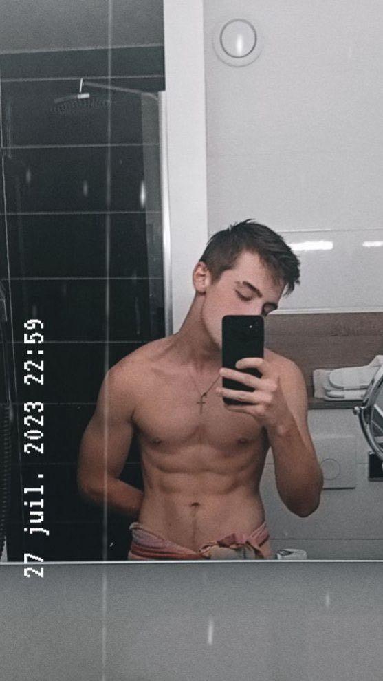 Profil de Arun, 39 ans, Cruising gay à Saint-Aimé (Québec)