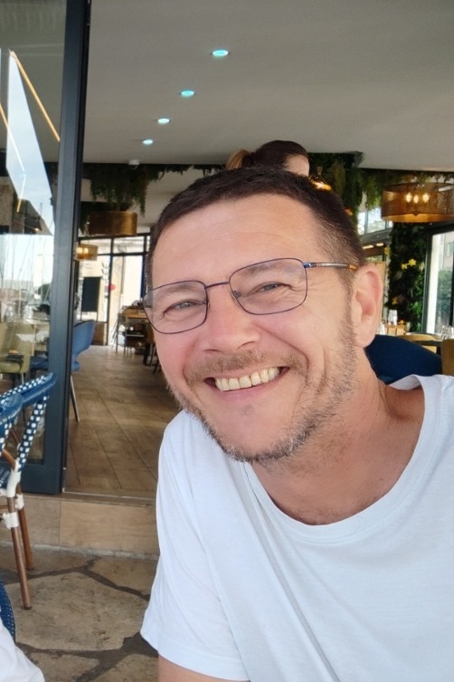 Profil de Dorone, 39 ans, Cruising gay à Quyon (Québec)