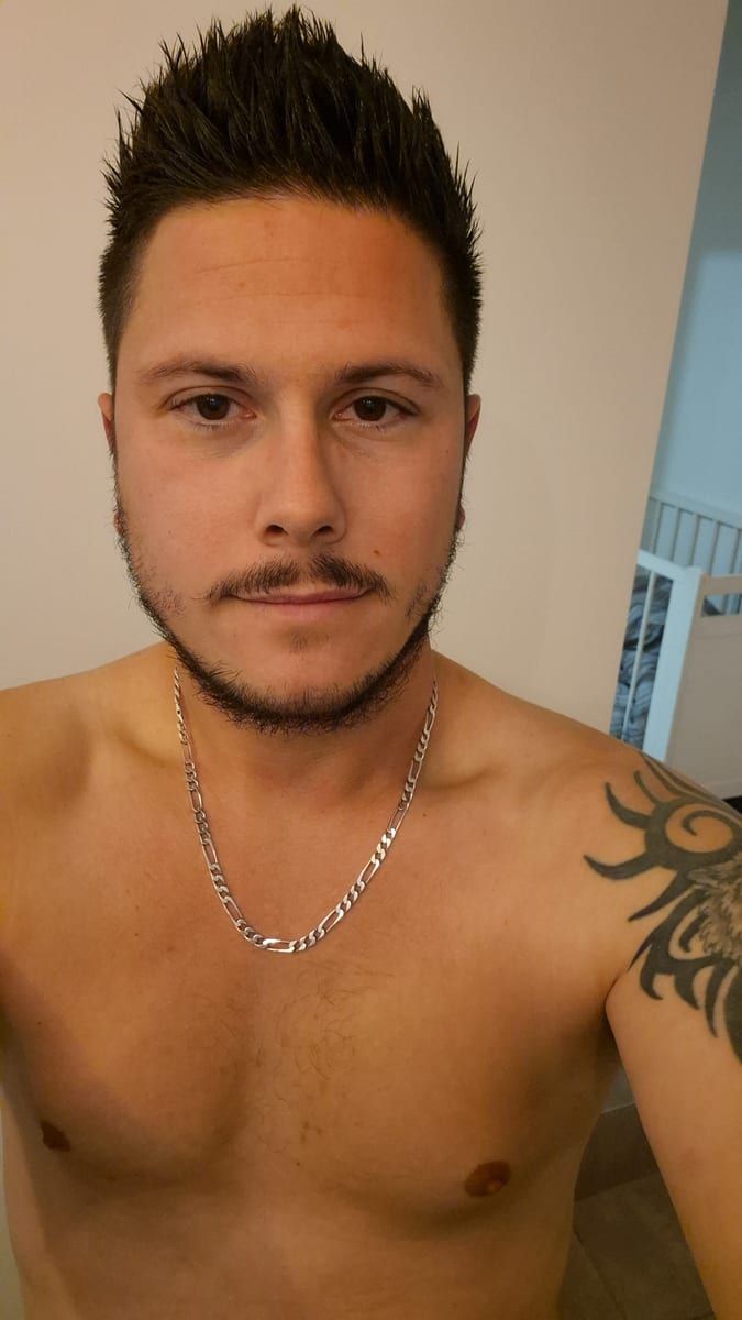 Profil de Yliesse, 44 ans, Cruising gay à Wemindji (Québec)